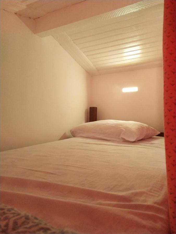 E Hostel Оро Прето Екстериор снимка